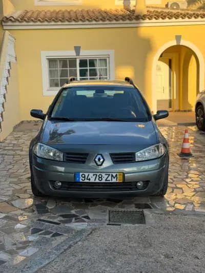 Sell Renault Mégane 2005 - 5500 EUR, 205713 km - AUTO.MOTO.pt