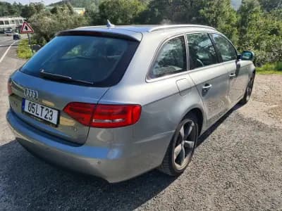 Vendo Audi A4 Avant 2011 - 11500 EUR, 253280 km - AUTO.MOTO.pt