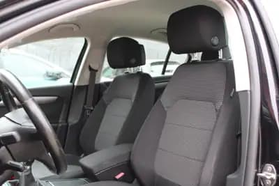 Vendo Volkswagen Passat 2011 - 10990 EUR, 174000 km - AUTO.MOTO.pt