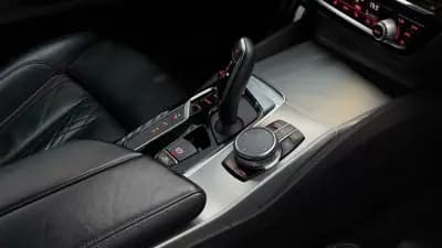 Vendo BMW 620 Gran Turismo 2019 - 37990 EUR, 101623 km - AUTO.MOTO.pt