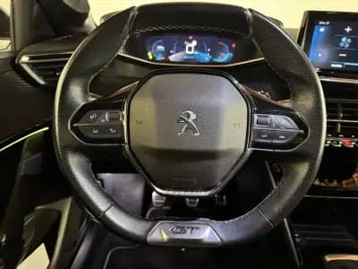 Vendo Peugeot 208 2020 - 17750 EUR, 50915 km - AUTO.MOTO.pt