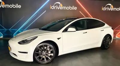 Vendo Tesla Model 3 2020 - 29900 EUR, 108726 km - AUTO.MOTO.pt