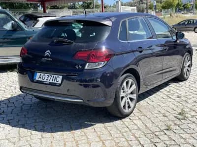 Sell Citroën C4 2015 - 10450 EUR, 116201 km - AUTO.MOTO.pt