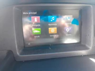 Vendo Renault Kangoo 2018 - 10900 EUR, 173000 km - AUTO.MOTO.pt