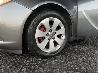 Vendo Opel Insignia 2013 - 8500 EUR, 275804 km - AUTO.MOTO.pt