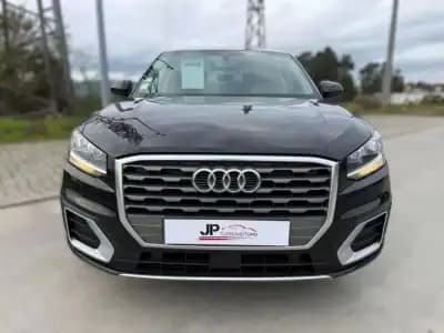 Vendo Audi Q2 2018 - 22490 EUR, 60400 km - AUTO.MOTO.pt