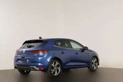 Vendo Renault Mégane 2021 - 18000 EUR, 85771 km - AUTO.MOTO.pt