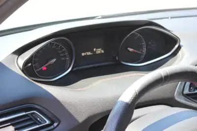 Sell Peugeot 308 SW 2015 - 12500 EUR, 185000 km - AUTO.MOTO.pt