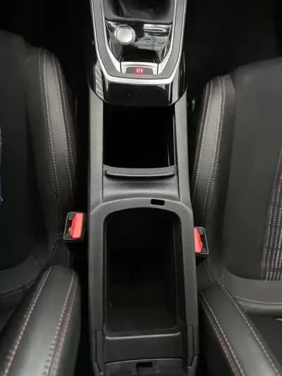 Sell Peugeot 308 2024 - 14990 EUR, 91000 km - AUTO.MOTO.pt