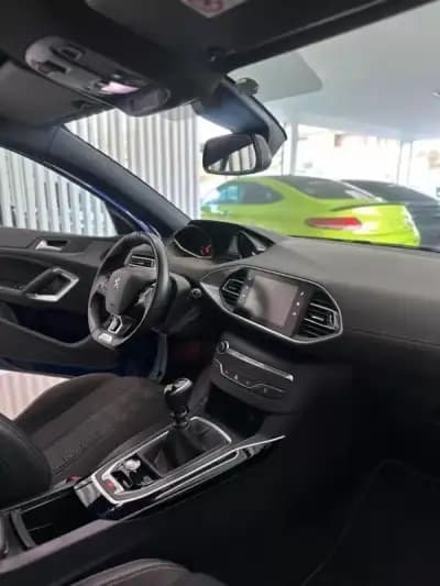 Sell Peugeot 308 2024 - 14990 EUR, 91000 km - AUTO.MOTO.pt