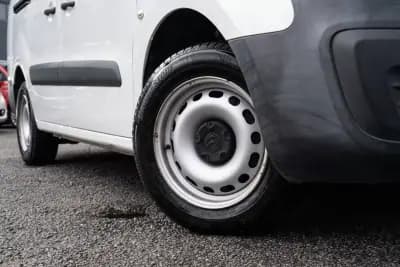 Sell Citroën Berlingo 1.6 BlueHDi Feel 2018 - 13400 EUR, 210000 km - AUTO.MOTO.pt