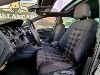 Vendo Volkswagen Golf 2015 - 22490 EUR, 108000 km - AUTO.MOTO.pt