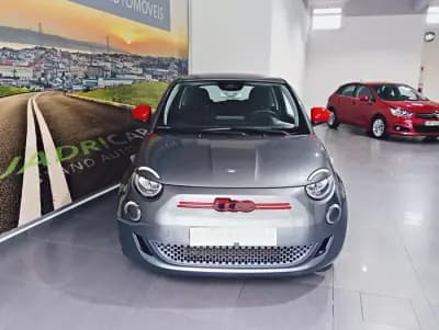 Vendo Fiat 500e 2023 - 14490 EUR, 30020 km - AUTO.MOTO.pt
