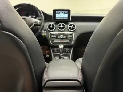 Vendo Mercedes-Benz A 180 2014 - 16990 EUR, 134000 km - AUTO.MOTO.pt