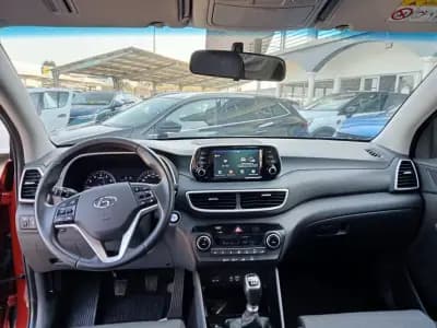 Sell Hyundai Tucson 2019 - 23950 EUR, 80000 km - AUTO.MOTO.pt