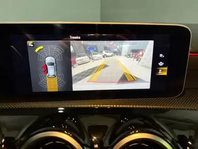 Vendo Mercedes-Benz A 180 2020 - 25499 EUR, 132000 km - AUTO.MOTO.pt