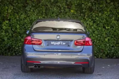 Vendo BMW 330 2016 - 21900 EUR, 146000 km - AUTO.MOTO.pt