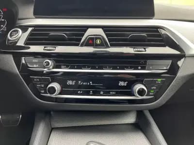 Vendo BMW 530e 2019 - 25950 EUR, 199000 km - AUTO.MOTO.pt