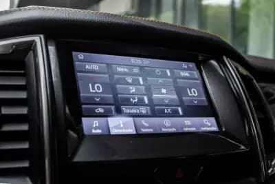 Vendo Ford Ranger 2021 - 37750 EUR, 85385 km - AUTO.MOTO.pt