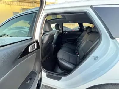 Vendo Kia Ceed SW 2020 - 18450 EUR, 180000 km - AUTO.MOTO.pt