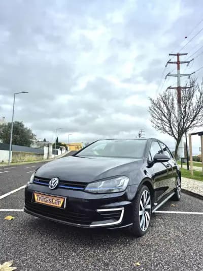 Sell Volkswagen Golf 2016 - 15490 EUR, 211638 km - AUTO.MOTO.pt