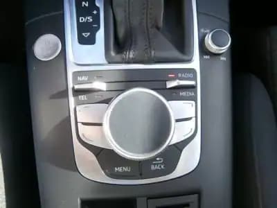 Sell Audi A3 Sportback 2015 - 17500 EUR, 195633 km - AUTO.MOTO.pt