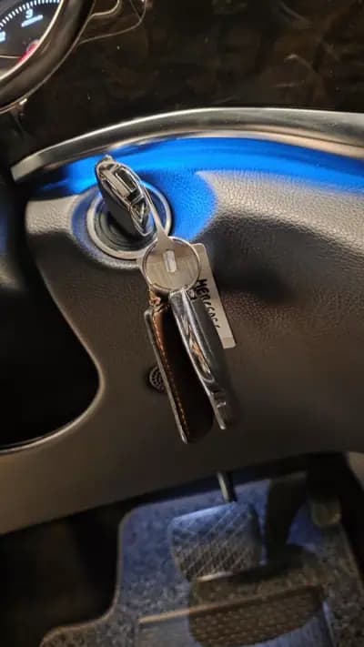 Vendo Mercedes-Benz V 220 2016 - 29900 EUR, 321809 km - AUTO.MOTO.pt