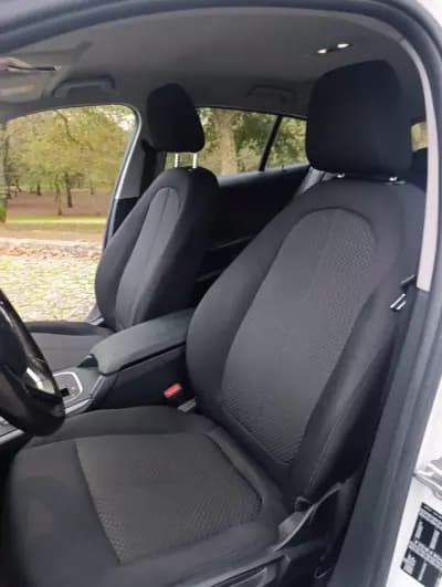 Vendo BMW 116 2020 - 19950 EUR, 132000 km - AUTO.MOTO.pt