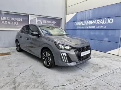 Vendo Peugeot 208 2023 - 29250 EUR, 4874 km - AUTO.MOTO.pt