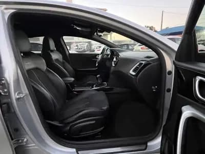 Vendo Kia ProCeed 2022 - 19450 EUR, 76000 km - AUTO.MOTO.pt