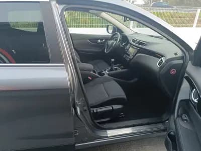Vendo Nissan Qashqai 2016 - 12500 EUR, 183100 km - AUTO.MOTO.pt