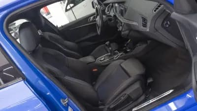 Vendo BMW 116 2021 - 21900 EUR, 104000 km - AUTO.MOTO.pt