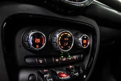 Vendo MINI Clubman 2021 - 18990 EUR, 114563 km - AUTO.MOTO.pt