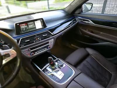 Vendo BMW 740 2017 - 35900 EUR, 125000 km - AUTO.MOTO.pt