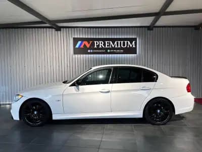 Vendo BMW 318 2011 - 15990 EUR, 230500 km - AUTO.MOTO.pt