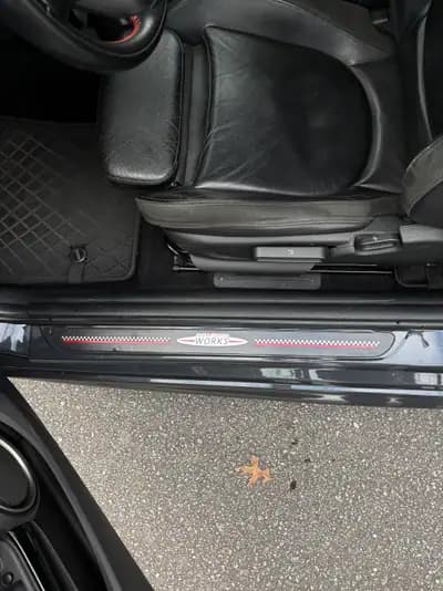 Sell MINI Cooper 2015 - 19000 EUR, 161440 km - AUTO.MOTO.pt