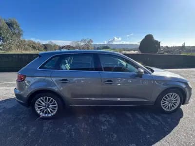 Vendo Audi A3 Sportback 2013 - 15990 EUR, 174000 km - AUTO.MOTO.pt