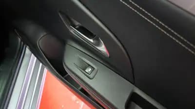 Vendo Opel Corsa 2021 - 14900 EUR, 84936 km - AUTO.MOTO.pt