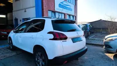 Sell Peugeot 2008 2017 - 11500 EUR, 145000 km - AUTO.MOTO.pt