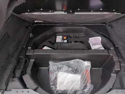 Vendo Land Rover Range Rover Sport 2023 - 129990 EUR, 20427 km - AUTO.MOTO.pt