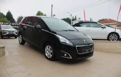 Vendo Peugeot 5008 2015 - 7450 EUR, 221000 km - AUTO.MOTO.pt