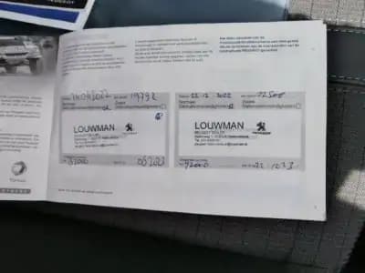 Sell Peugeot e-208 2021 - 18000 EUR, 85265 km - AUTO.MOTO.pt