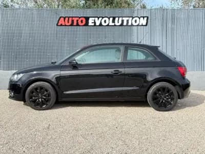 Vendo Audi A1 2011 - 10900 EUR, 118000 km - AUTO.MOTO.pt
