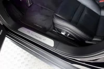 Vendo Porsche Panamera 2021 - 95000 EUR, 73819 km - AUTO.MOTO.pt