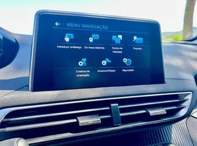 Vendo Peugeot 3008 2019 - 19480 EUR, 71800 km - AUTO.MOTO.pt