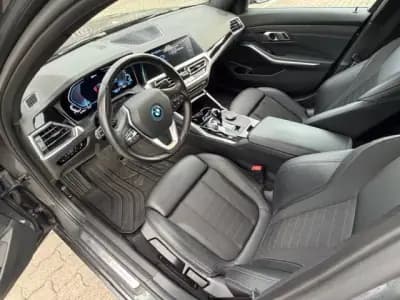 Vendo BMW 320 2021 - 28900 EUR, 40400 km - AUTO.MOTO.pt