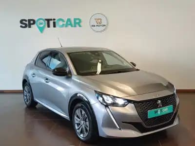 Vendo Peugeot 208 2023 - 27000 EUR, 24150 km - AUTO.MOTO.pt