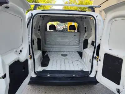 Vendo Citroën Nemo 2015 - 7480 EUR, 157000 km - AUTO.MOTO.pt