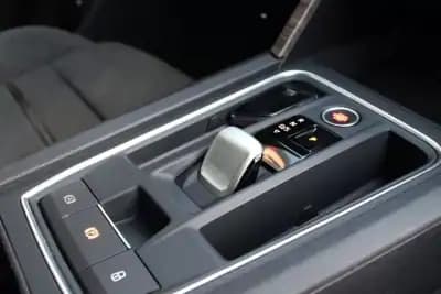 Vendo SEAT Leon 2021 - 18900 EUR, 136631 km - AUTO.MOTO.pt