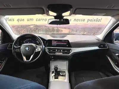 Sell BMW 318 2021 - 23900 EUR, 180484 km - AUTO.MOTO.pt